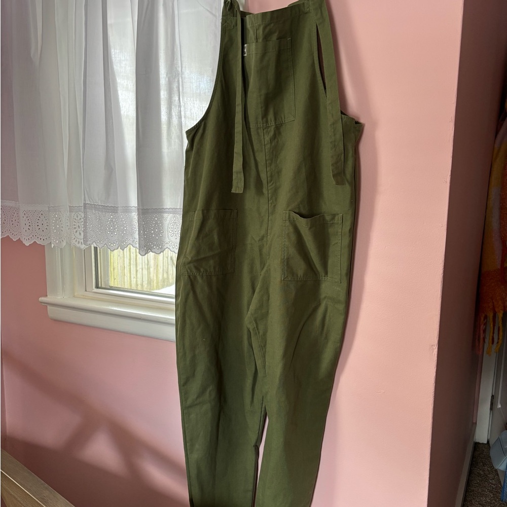 Lucy & Yak Green Relaxed Fit Jumpsuit with Wide Leg